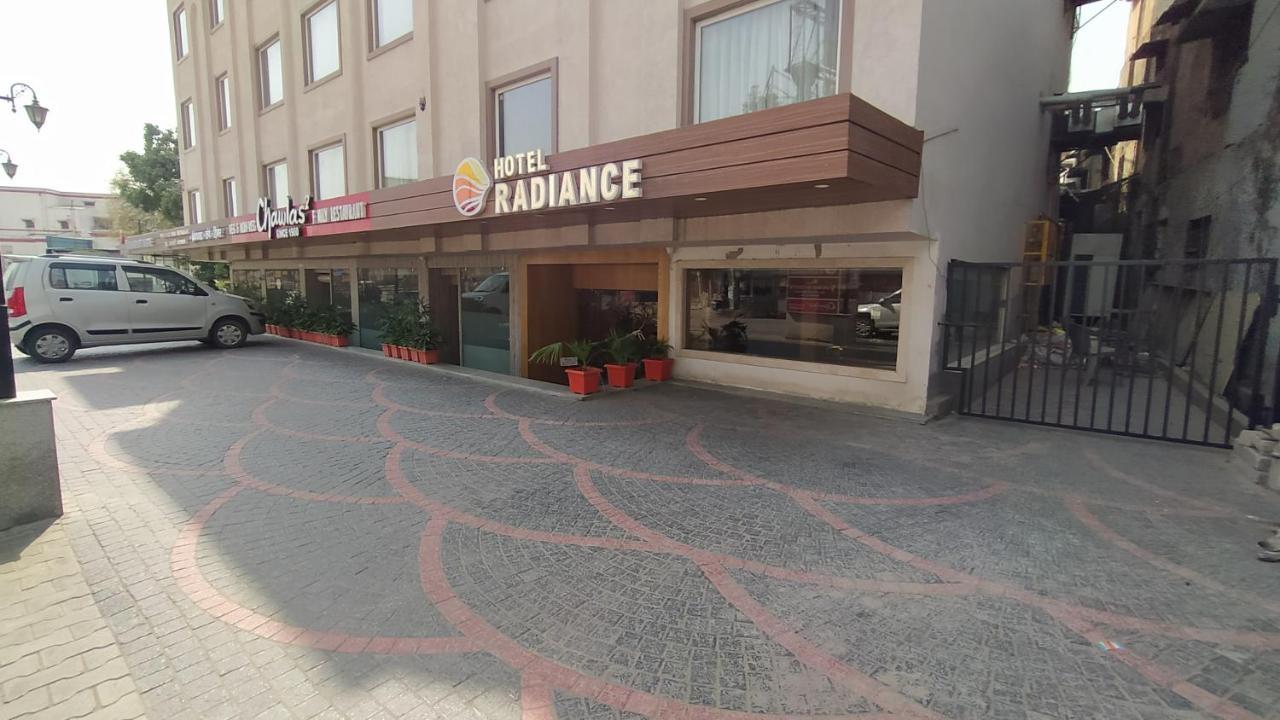 Hotel Radiance Bareilly Bagian luar foto