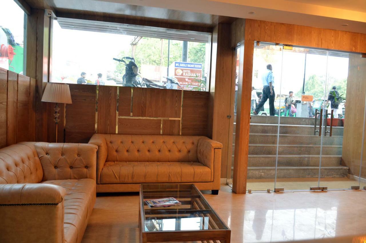 Hotel Radiance Bareilly Bagian luar foto